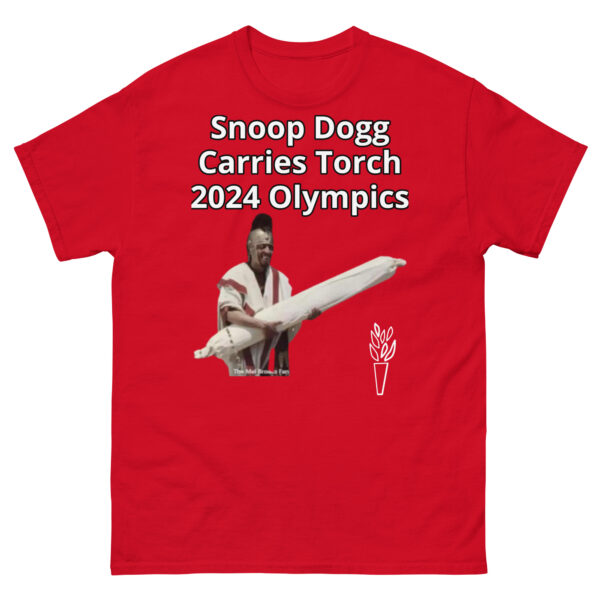 Snoop Carries Torch - Image 6